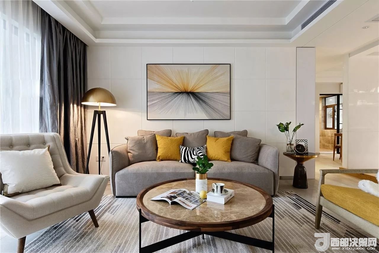 沙發(fā)背景墻選對(duì)裝飾畫，才能美了整個(gè)客廳空間！