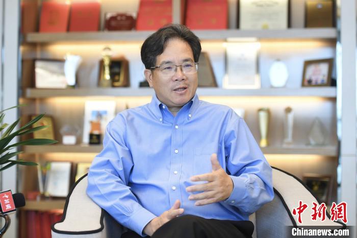 全國人大代表建議逐步禁止產、銷電子煙