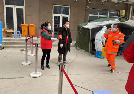 陜西西咸新區(qū)涇河新城:疫情之下 那些逆行的志愿者 陜西西咸新區(qū)涇河新城:疫情之下 那些逆行的志愿者